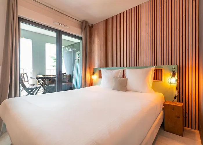 Avec Parking & Climatisation A La Cite Du Vin Апартаменты *